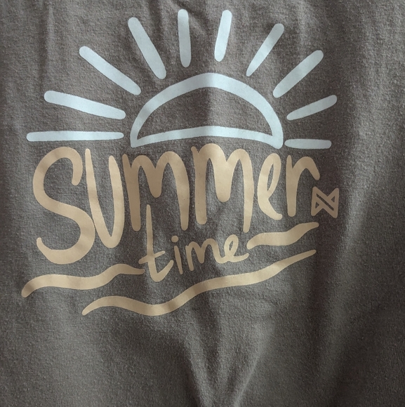 Light Brown T-shirt - Picture 6 of 9